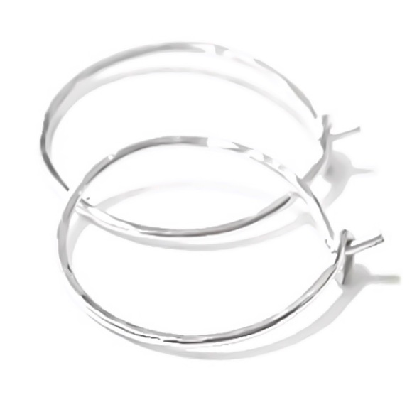 Small 925 Sterling Silver Hammered Textured Classic Lightweight Hoop Earrings - Picture 3 of 6